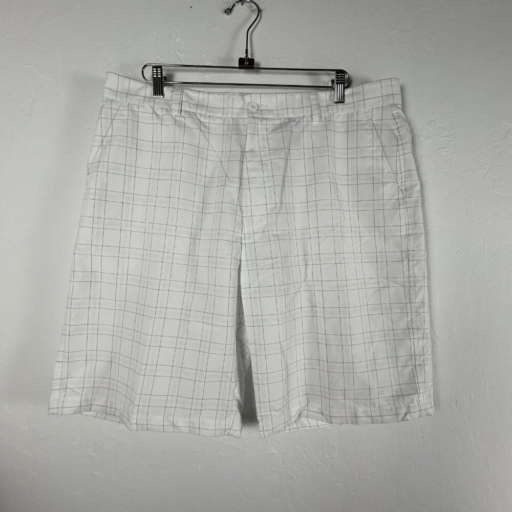 Bolle Golf Women's Plaid Pattern High Rise Activewear Bermuda Shorts White 40